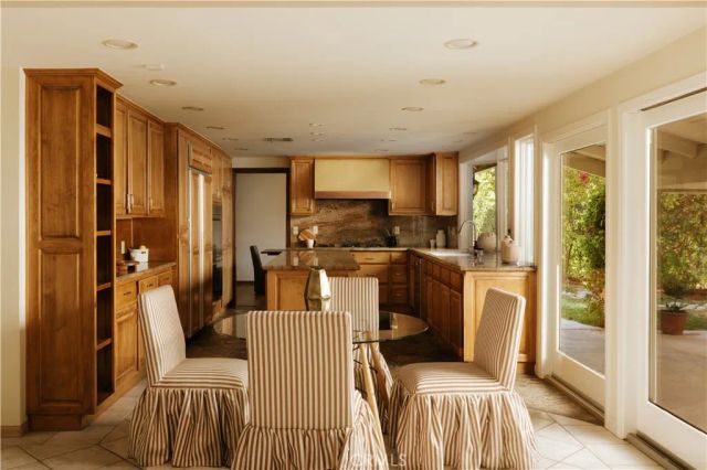 4134 Towhee Drive, Calabasas, CA 91302