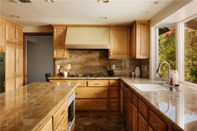 4134 Towhee Drive, Calabasas, CA 91302