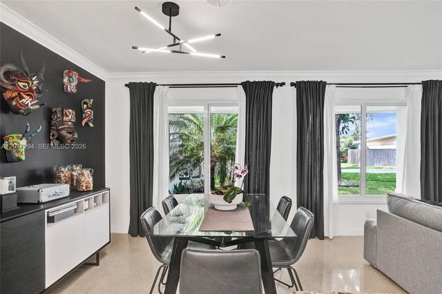 1821 NW 33rd Ct, Oakland Park, FL 33309