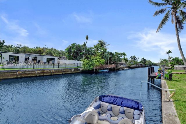 1821 NW 33rd Ct, Oakland Park, FL 33309