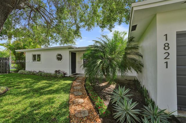 1821 NW 33rd Ct, Oakland Park, FL 33309