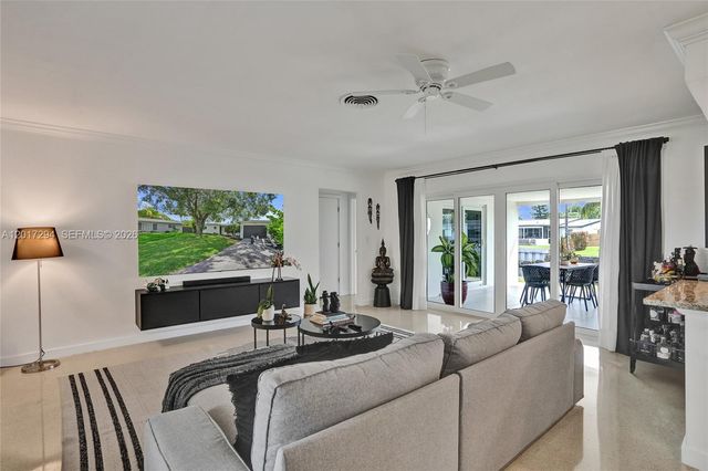 1821 NW 33rd Ct, Oakland Park, FL 33309