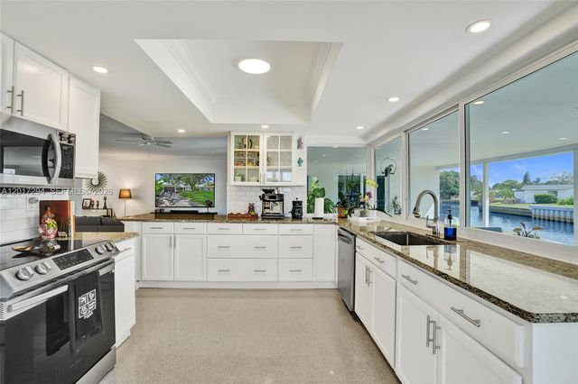 1821 NW 33rd Ct, Oakland Park, FL 33309