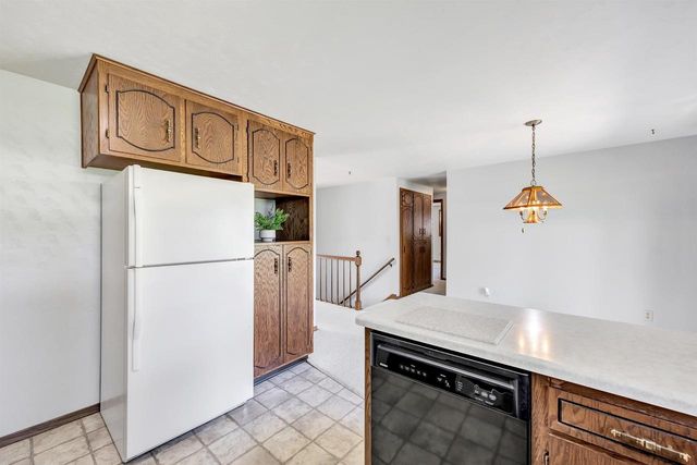 1404 CORMIER ROAD, Green Bay, WI 54313