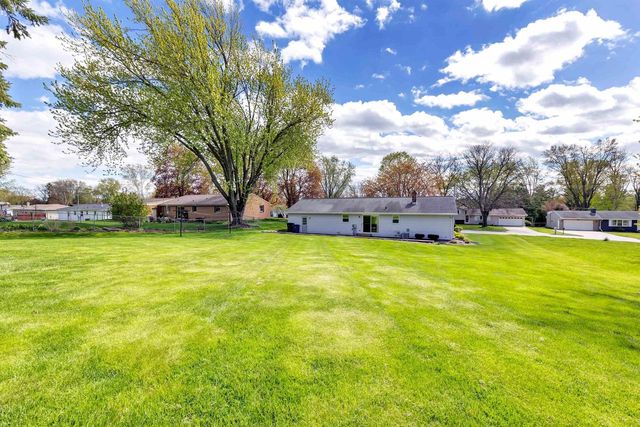 1404 CORMIER ROAD, Green Bay, WI 54313