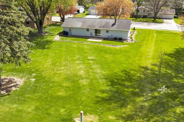 1404 CORMIER ROAD, Green Bay, WI 54313
