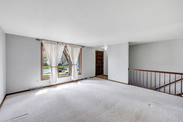1404 CORMIER ROAD, Green Bay, WI 54313