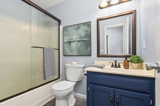 936 SE 14th Terrace, Lee's Summit, MO 64081