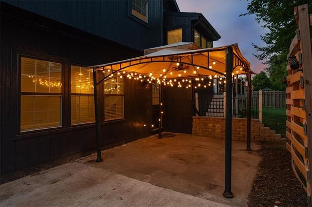 936 SE 14th Terrace, Lee's Summit, MO 64081