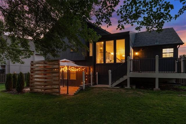 936 SE 14th Terrace, Lee's Summit, MO 64081