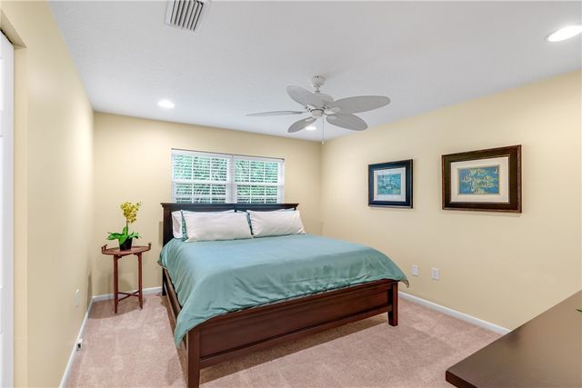 900 Jasmine Lane 203A, Vero Beach, FL 32963