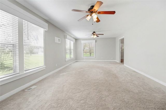 510 2nd Avenue, Gravette, AR 72736