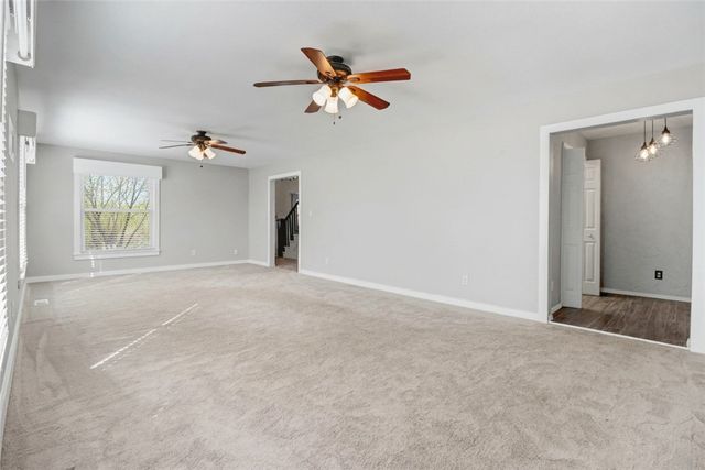 510 2nd Avenue, Gravette, AR 72736