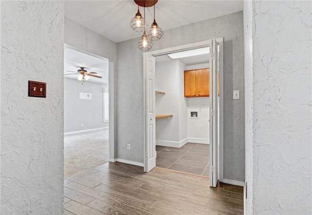 510 2nd Avenue, Gravette, AR 72736