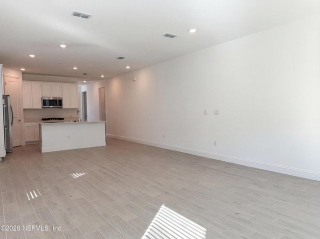 483 MURPHYS Drive, St. Johns, FL 32259