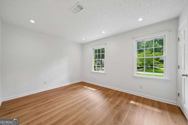 5132 Willow Point Parkway, Marietta, GA 30068