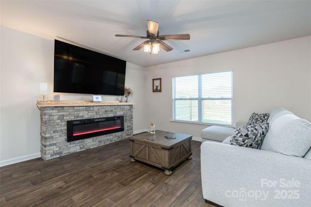 84 Madelyn Drive, Clyde, NC 28721