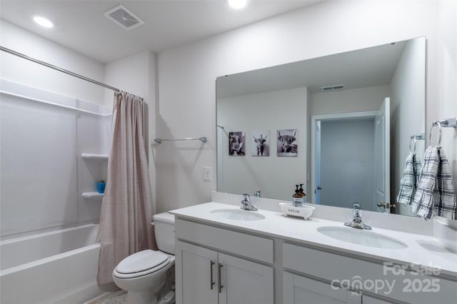 84 Madelyn Drive, Clyde, NC 28721