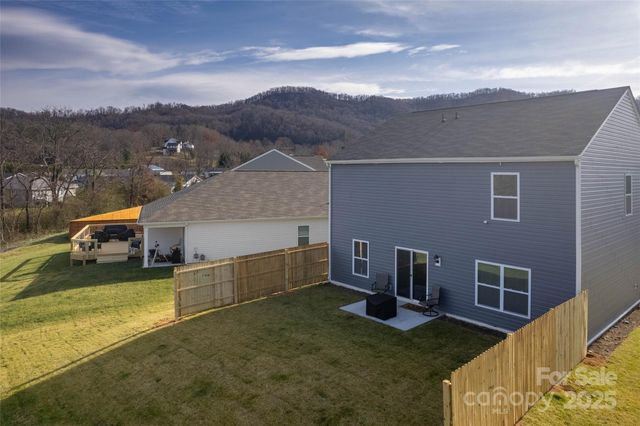 84 Madelyn Drive, Clyde, NC 28721