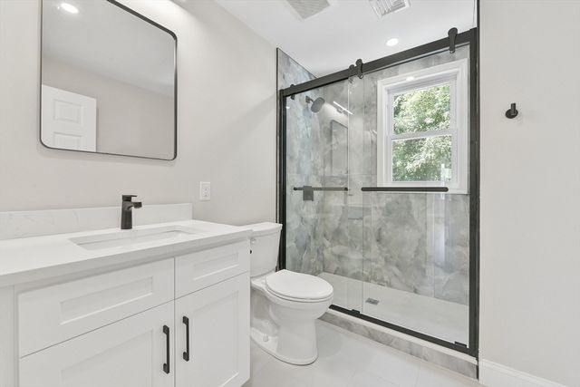 5 Cambridge Ter 2, Boston, MA 02134