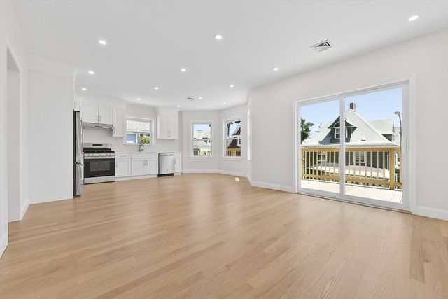 5 Cambridge Ter 2, Boston, MA 02134