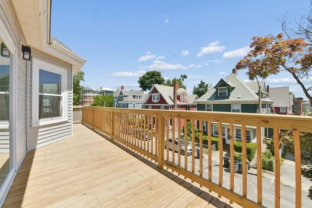 5 Cambridge Ter 2, Boston, MA 02134