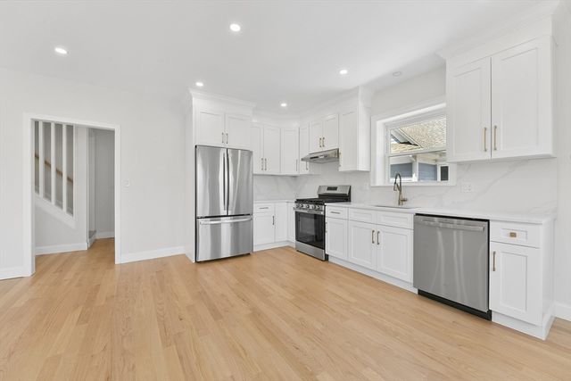 5 Cambridge Ter 2, Boston, MA 02134