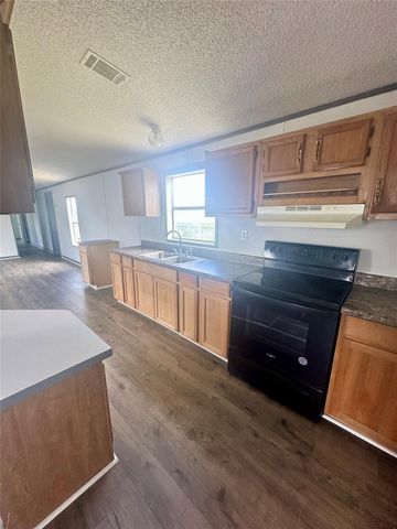 2523 Oyster Creek Bend, Oyster Creek, TX 77541