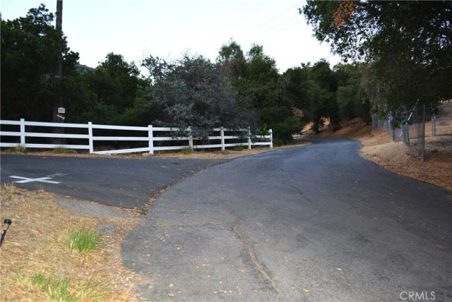 946 N Glendora Ave, Glendora, CA 91741