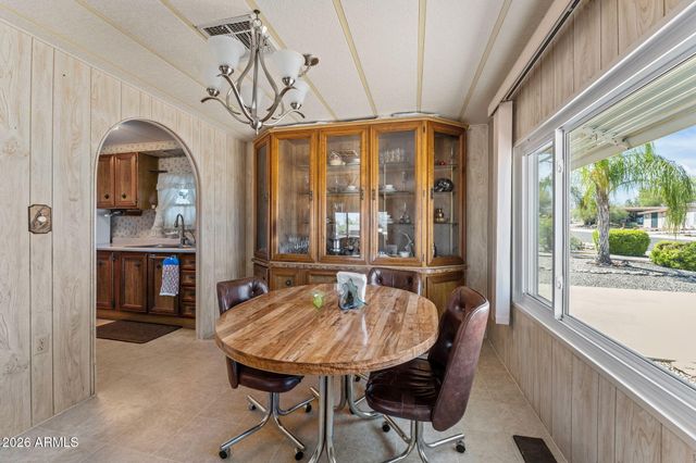 2045 W SMOKETREE Drive, Wickenburg, AZ 85390