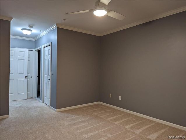 3248 Newbury Pl 11, Troy, MI 48084