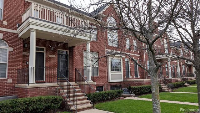 3248 Newbury Pl 11, Troy, MI 48084