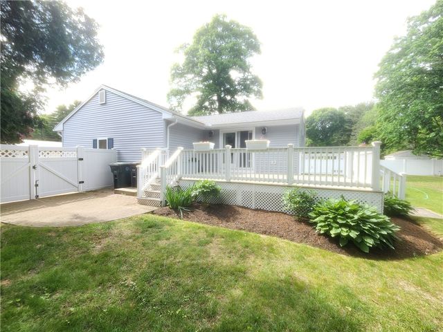 19 Redwood Drive, Coventry, RI 02816