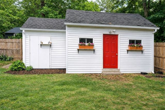 19 Redwood Drive, Coventry, RI 02816