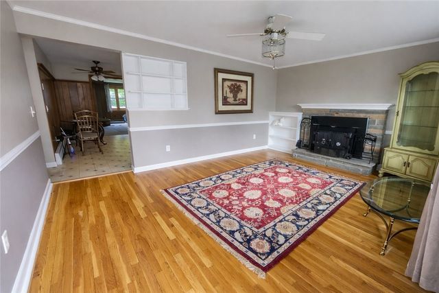 19 Redwood Drive, Coventry, RI 02816