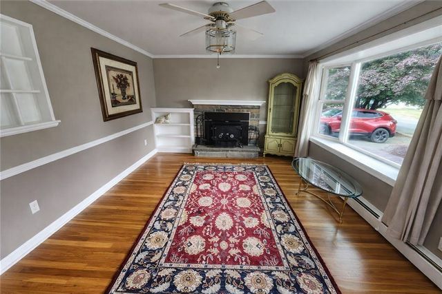 19 Redwood Drive, Coventry, RI 02816