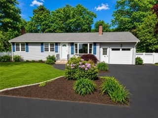19 Redwood Drive, Coventry, RI 02816