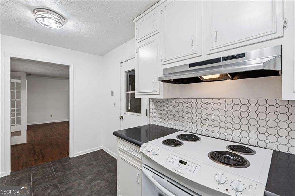 750 Dunleith Court, Stone Mountain, GA 30083 — photo 2