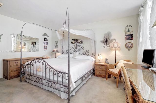 5005 Collins Ave 1224, Miami Beach, FL 33140