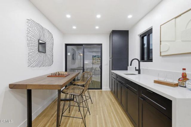 2001 Kenilworth Avenue, Los Angeles, CA 90039