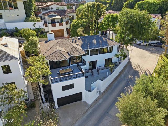 2001 Kenilworth Avenue, Los Angeles, CA 90039