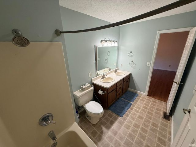 906 S Rolling Rock Drive, Bloomington, IN 47403