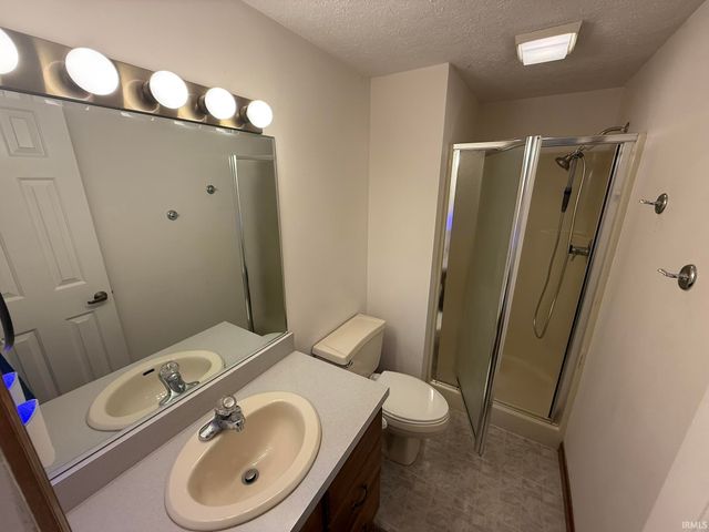 906 S Rolling Rock Drive, Bloomington, IN 47403
