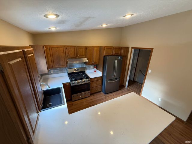 906 S Rolling Rock Drive, Bloomington, IN 47403
