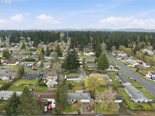 12306 Se 1ST St, Vancouver, WA 98660