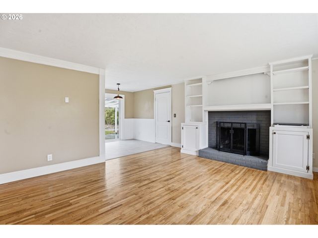 12306 Se 1ST St, Vancouver, WA 98660