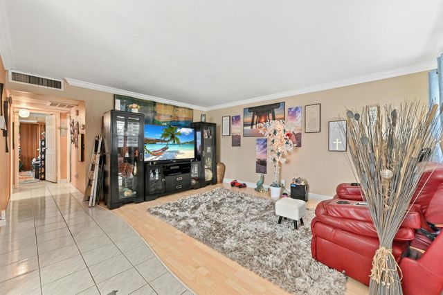169 Monaco D, Delray Beach, FL 33446