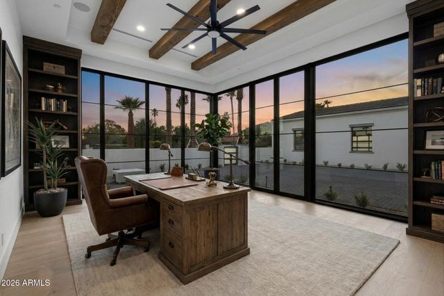 6821 E VALLEY VISTA Lane, Paradise Valley, AZ 85253