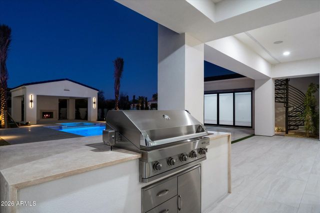 6821 E VALLEY VISTA Lane, Paradise Valley, AZ 85253