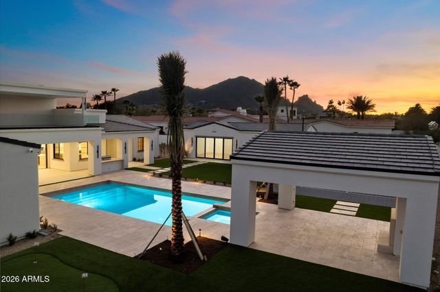 6821 E VALLEY VISTA Lane, Paradise Valley, AZ 85253